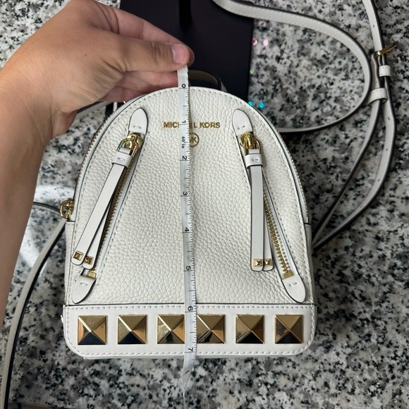 Michael Kors NEW! White and Gold Women\'s Brooklynn Small Backpack main image 7